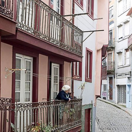 Loios 1Br Flat Downtown By Lovelystay Porto Buitenkant foto