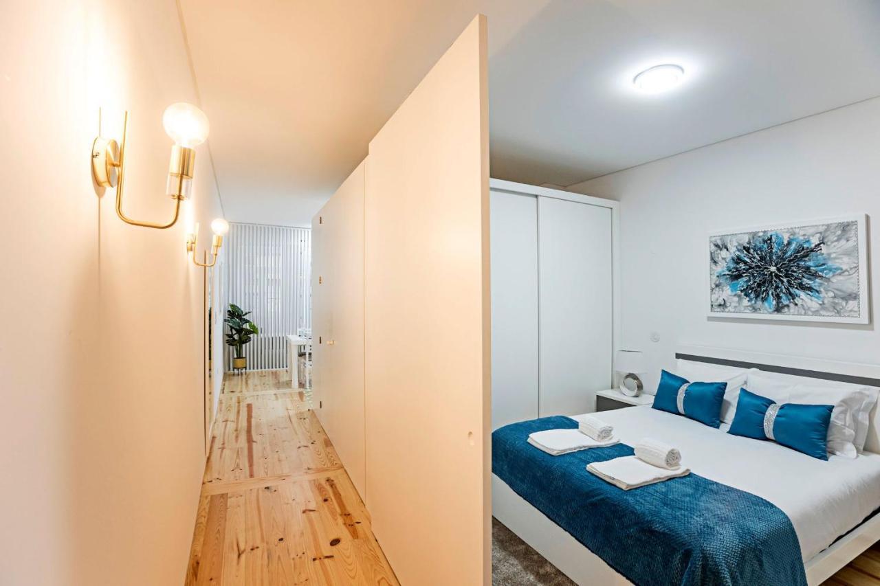 Loios 1Br Flat Downtown By Lovelystay Porto Buitenkant foto