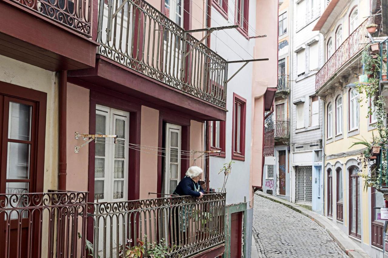 Loios 1Br Flat Downtown By Lovelystay Porto Buitenkant foto
