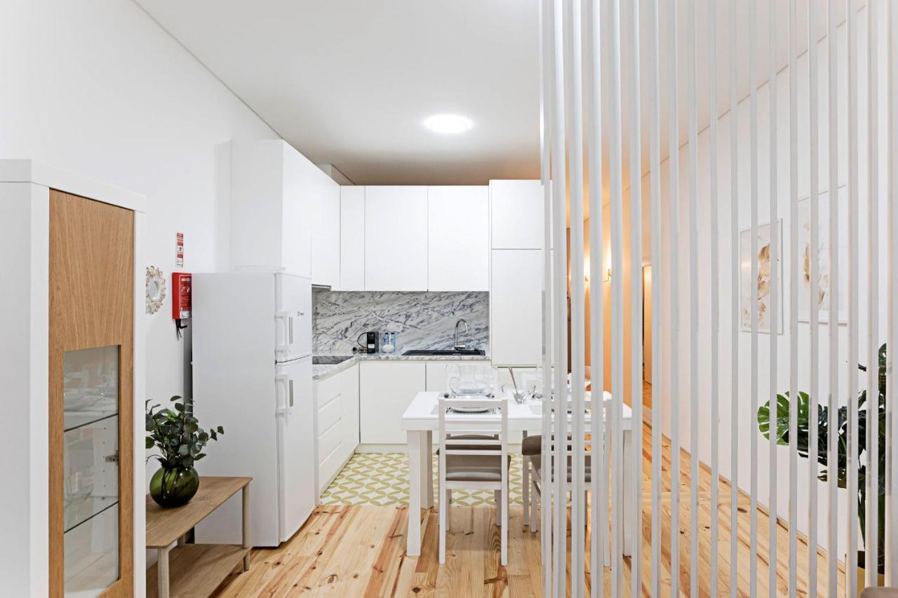 Loios 1Br Flat Downtown By Lovelystay Porto Buitenkant foto